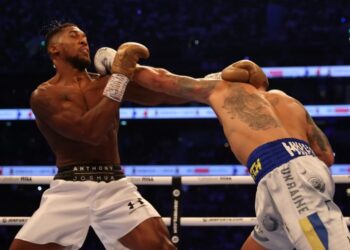 Усик пен Джошуа жекпе-жегінің бюджеті белгілі болды