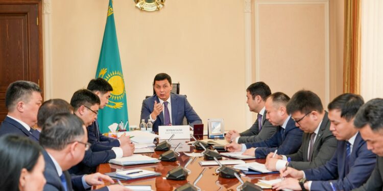 Антикор начал изучать обоснованность затрат на систему оповещения в Алматы