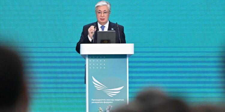 Токаев: Женщины более внимательны к работе