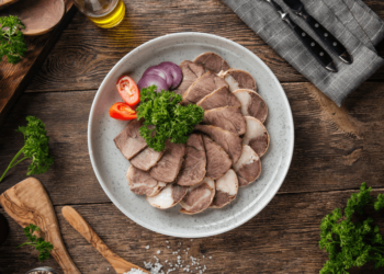 Казы подорожало на 5% за год, жая — почти на 3%