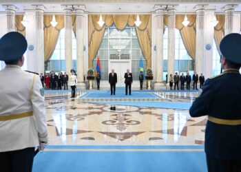 Президент Казахстана встретил Президента Армении с официальным визитом