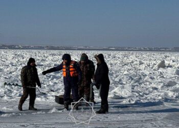 На трассе Астана-Бурабай спасатели помогли 500 автомобилям, застрявшим из-за плохой погоды