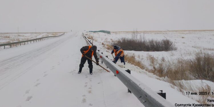 Ещё в нескольких регионах Казахстана ограничено движение на автодорогах