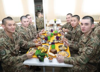 Национальные блюда войдут в рацион военнослужащих Нацгвардии РК