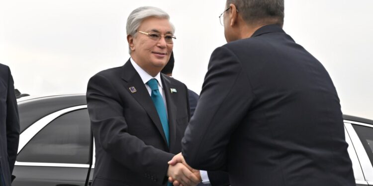 Касым-Жомарт Токаев завершил визит в Самарканд