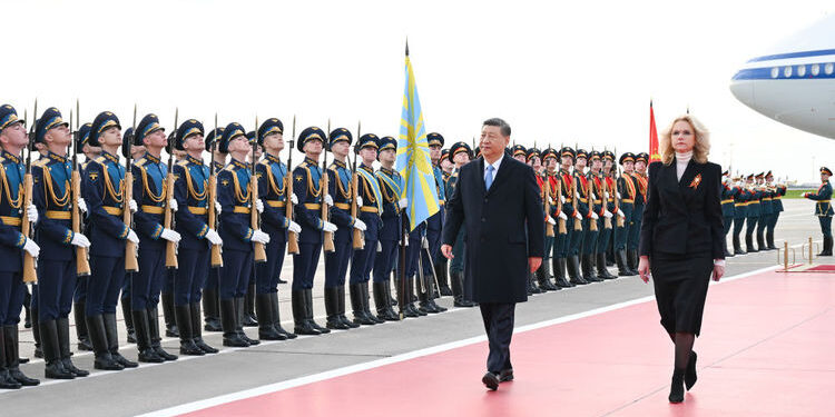 «Важно решительно отстаивать послевоенный международный порядок» — Си Цзиньпин