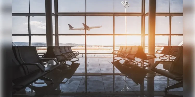 Пьяную пассажирку сняли с рейса Актау – Алматы