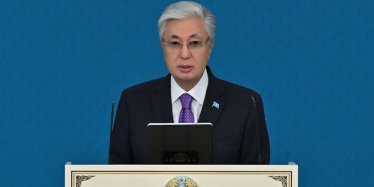 Токаев наградил деятелей культуры и анонсировал концепцию «Читающая нация»