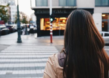 Енді жаяу жүргіншілер көлікке жол беруге міндетті емес