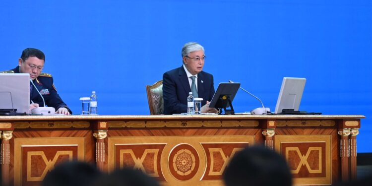 Президент балалардың қауіпсіздігін қамтамасыз ету мәселесіне айрықша назар аударды