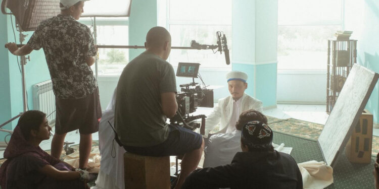 Заңгер: “Дәстүр” фильмін экраннан алып тастауды талап етемін