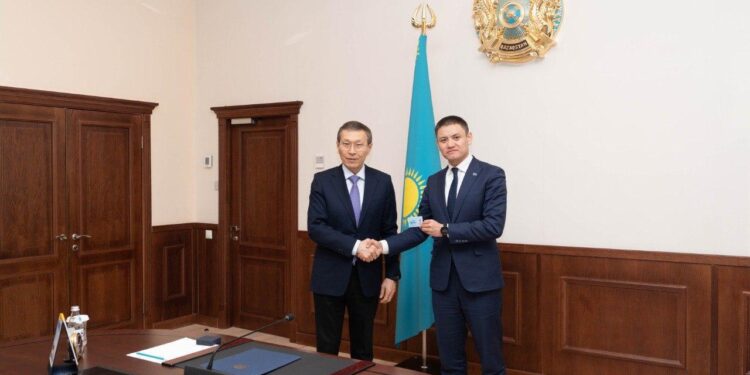 Шүкіжанованың орнына Мәжіліске жаңа депутат келді