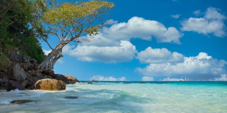 Қазақстандықтар Таиландқа 30 күнге визасыз кіре алады