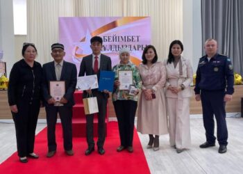 Астанада тағы бір оқушы бес жасар баланы құтқарып қалды