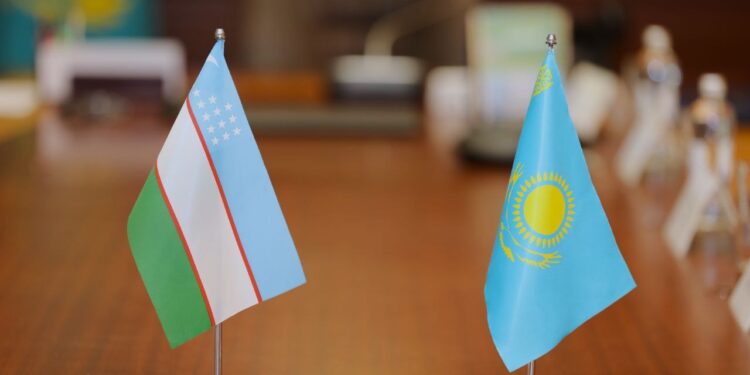 Қазақстан мен Өзбекстан арасындағы ынтымақтастықтың негізгі бағыттары талқыланды