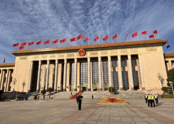 Си Цзиньпин мен Путин Қытайда келіссөздер жүргізді