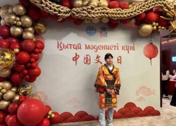 Айдаһар биі, хого: Қытай мәдениеті туралы не білеміз