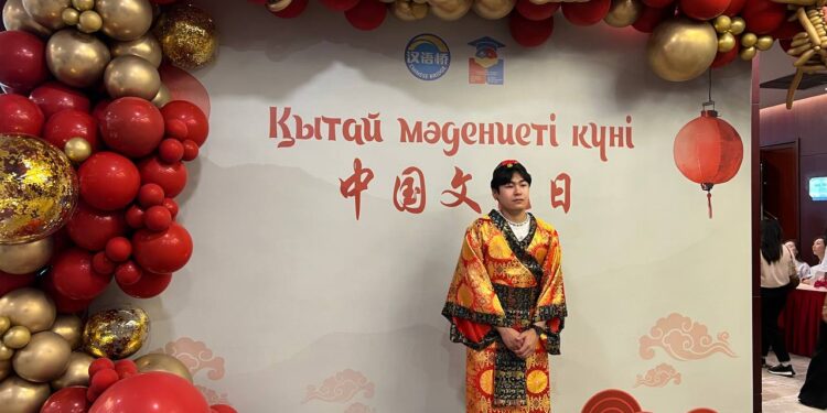 Айдаһар биі, хого: Қытай мәдениеті туралы не білеміз