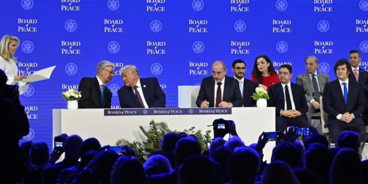 Қазақстан Бейбітшілік кеңесіне кіру үшін жарна төлеген жоқ – Ақорда