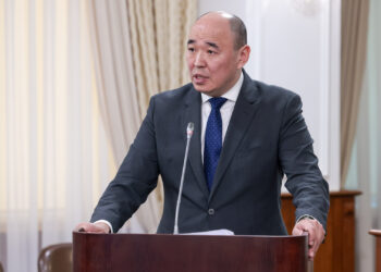 Қанат Шарлапаев енді Атамекенді басқарады