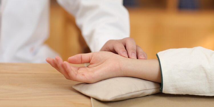 Қытай дәстүрлі медицинасы Қазақстанда танымал болып келеді