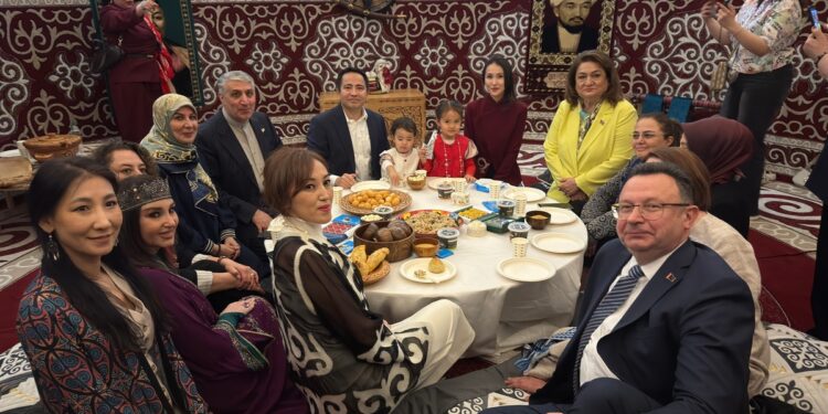 Бакуда Көктемгі қайырымдылық жәрмеңкесі өтті