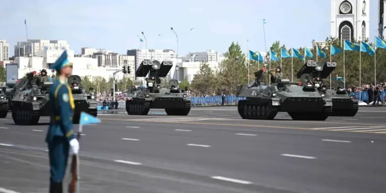 Биыл Қазақстанда әскери парад өткізілмейді — ресми ақпарат