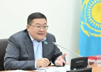 Этиканы бұзған депутаттар сөз сөйлеу құқығынан айырылуы мүмкін
